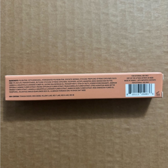 New lip oil 100% vegan - Picture 4 of 4